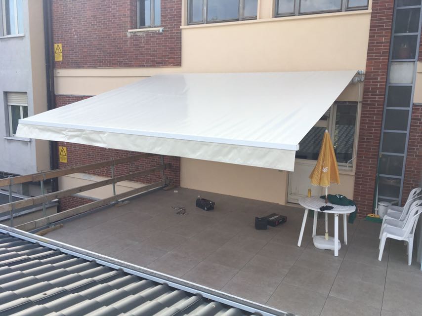 Tenda da sole resistente al vento