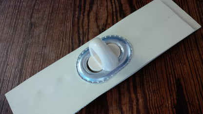 Gancio cavallotto fermo occhiello ovale in plastica